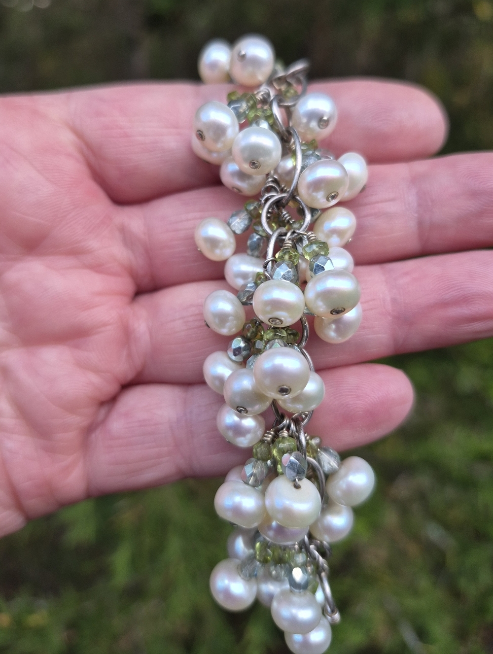 Sterling Silver Pearl Periot Glass Cha Cha Beaded Dangle Cluster Bracelet 6.75"
